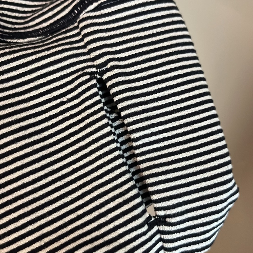 Athleta quarter zip size M - Picture 5 of 8
